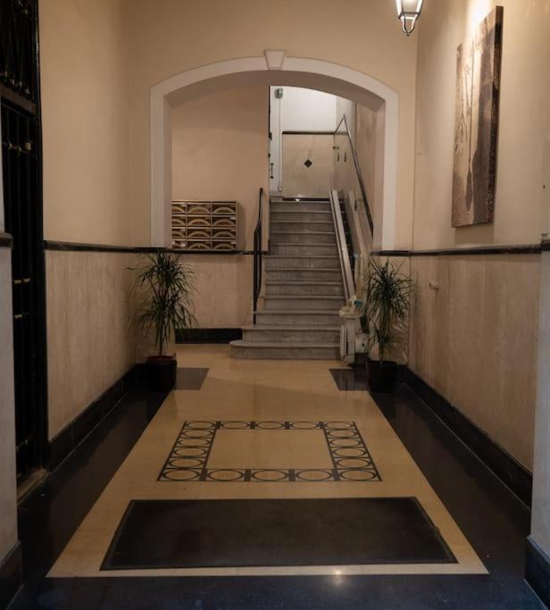Merulana Penthouse: 5 Minutes Walk From Colosseum מראה חיצוני תמונה